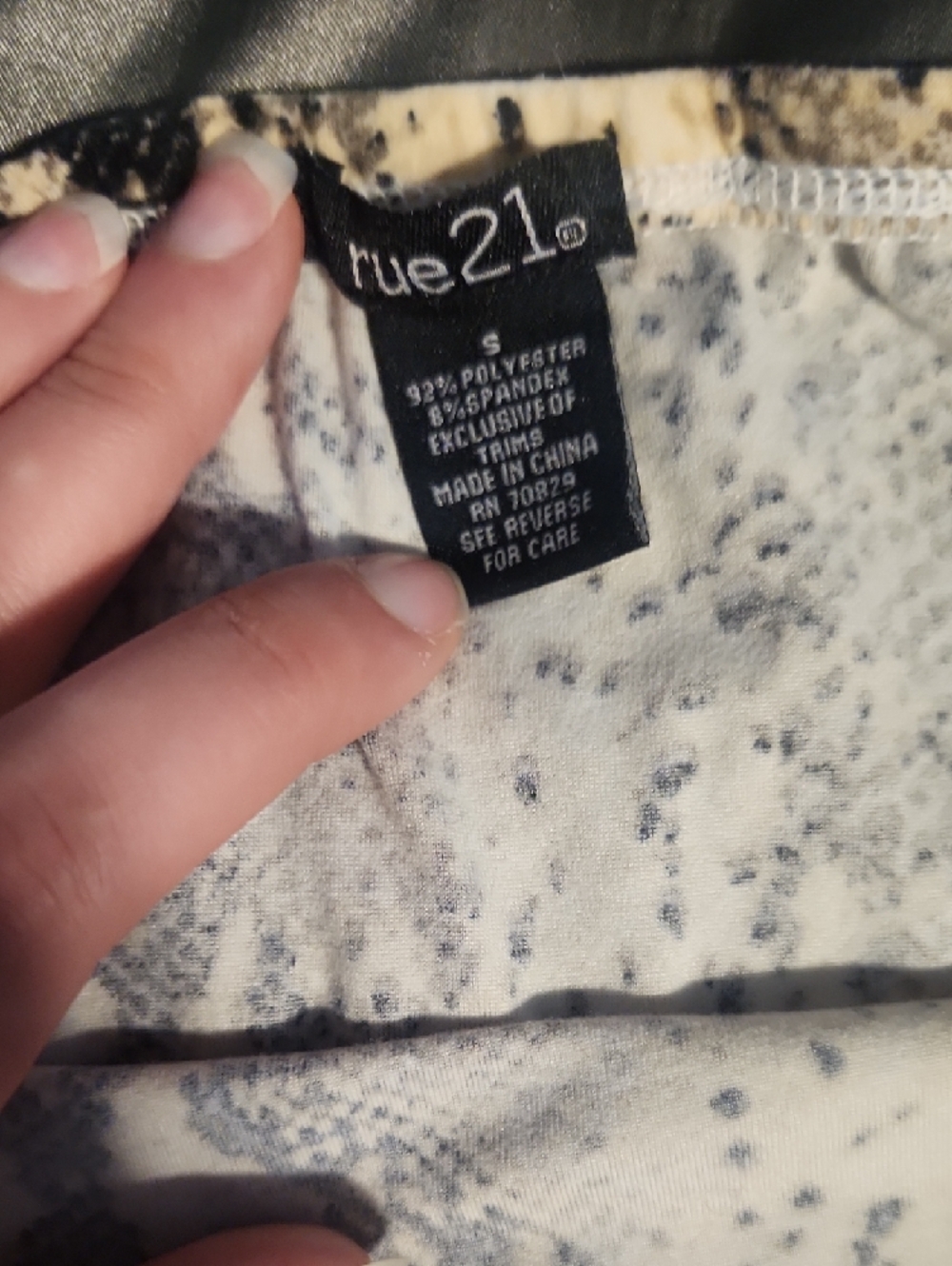 Snake Skin Tube Top Rue 21 - Picture 3 of 4